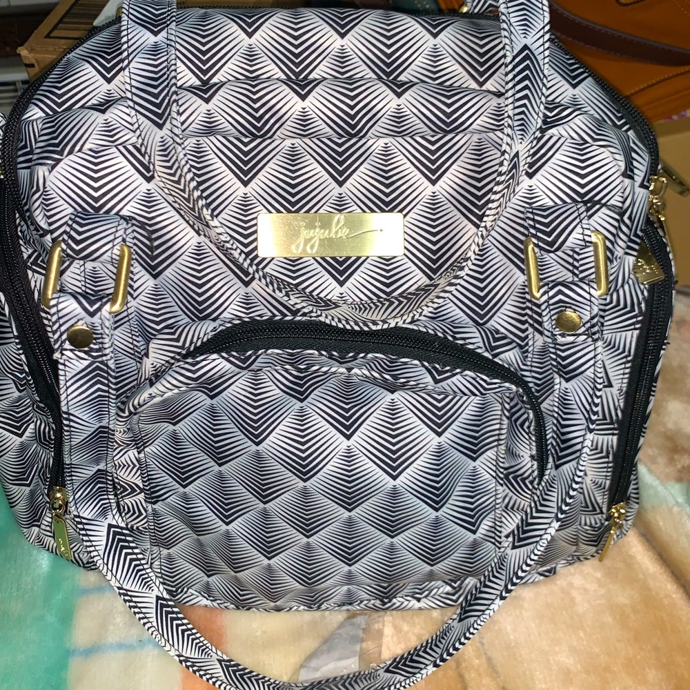 JuJuBe B.F.F Multi-functional Messenger/Diaper Bag